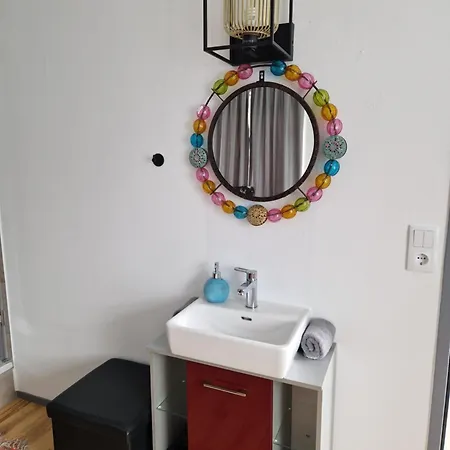 Kleine In Gaestehaus *